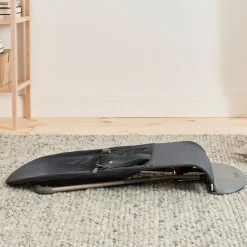 BabyBjörn Bliss Skråstol i Mesh, Anthracite
