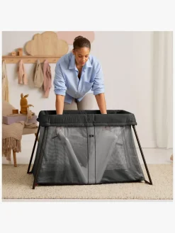 BabyBjörn Light Weekendseng, Black inkl. Overtrækslagen