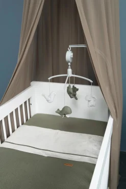 Baby's Only Sengehimmel, Khaki