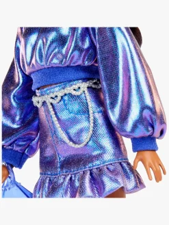 Barbie Deluxe Style Dukke i Blå Outfit