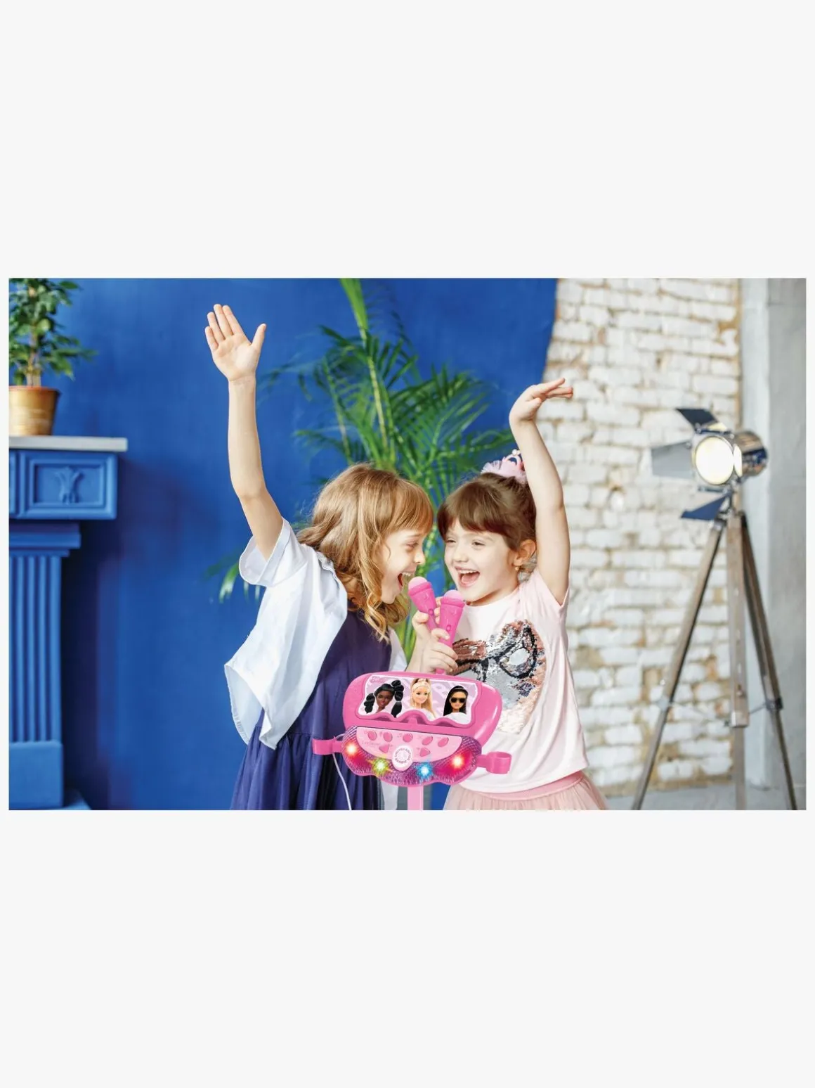 Barbie Justerbart Karaoke-stativ med 2 Mikrofoner