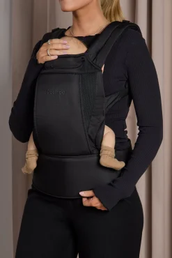 Beemoo CARE Dynamic Bæresele inkl. Regnslag, Sort