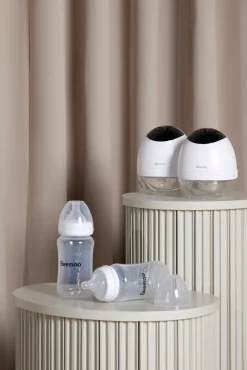 Beemoo CARE Wearable LED Elektrisk Brystpumpe Dobbelt inkl. Flasker 240 ml 2-pak