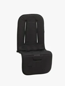 Beemoo Hynde, All Black