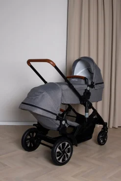Beemoo Maxi 4 Twin Søskendevogn inkl. Ekstra Søskendesæde & Cybex Aton B2 i-Size Autostol Baby & Base, Grey/Volcano Black
