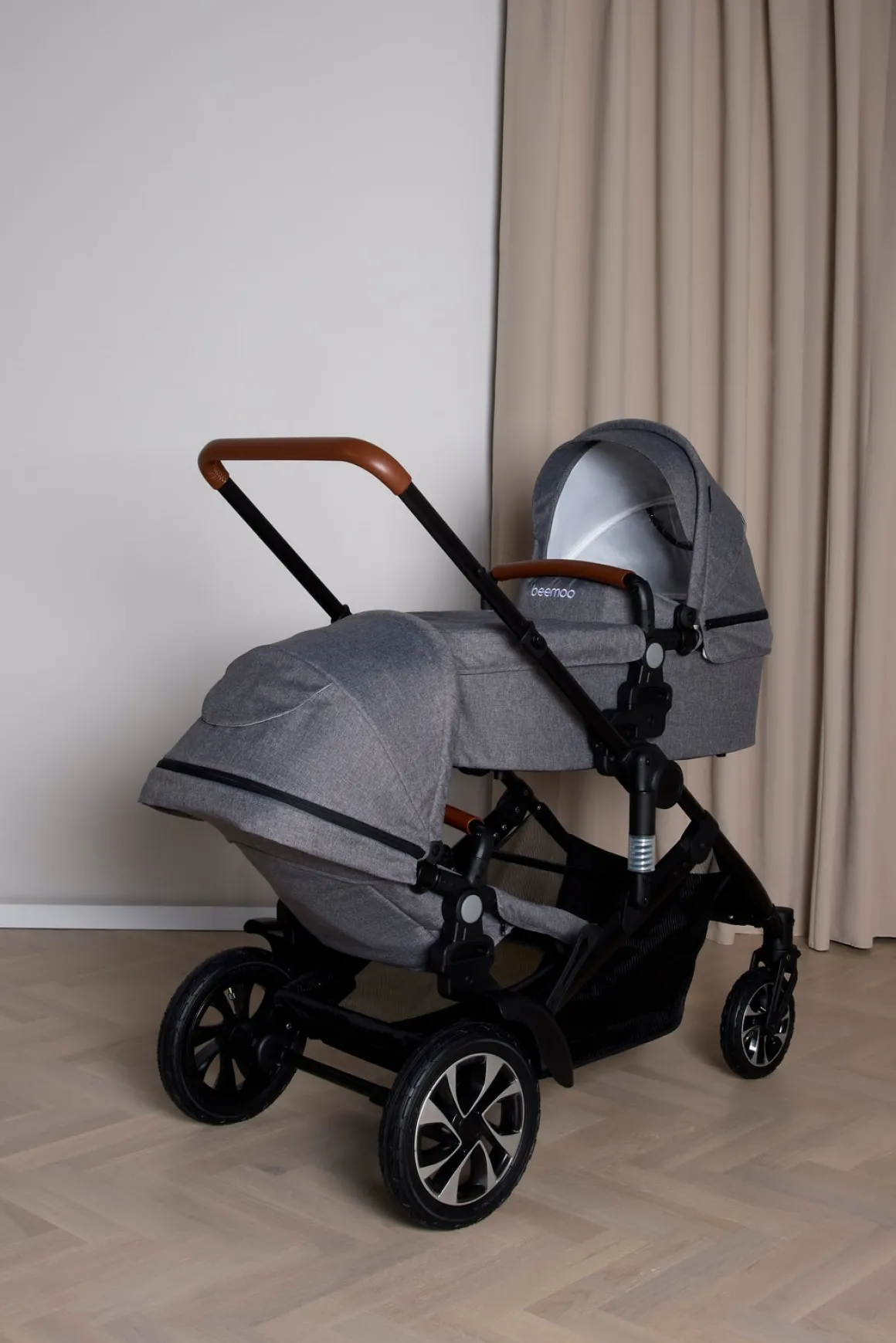 Beemoo Maxi 4 Twin Søskendevogn, Grey Melange/Black
