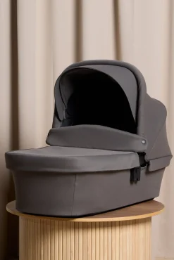 Beemoo Pro Twist Duovogn inkl. Maxi-Cosi CabrioFix Autostol Baby & Base, Mocha Grey/Black