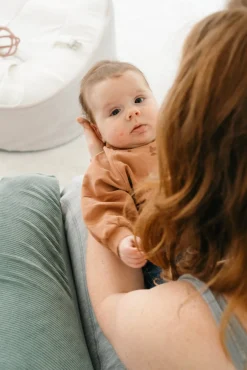 Doomoo  Amme- & Graviditetspude Buddy, Manchester Khaki