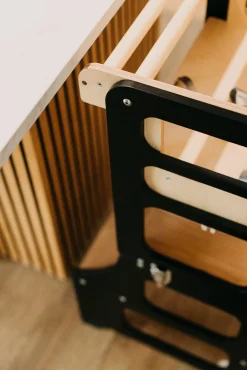 Duck Woodworks 3-i-1 Sammenklappeligt Læringstårn med Højstol, Sort