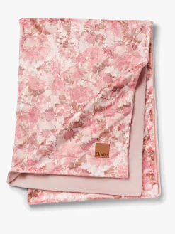 Elodie Pearl Velvet Tæppe, River Rose