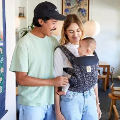 Ergobaby Omni Dream Bæresele, Black Leopard