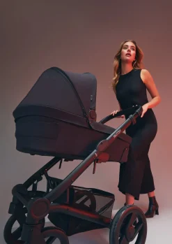 Mutsy Nio Duovogn, North Black