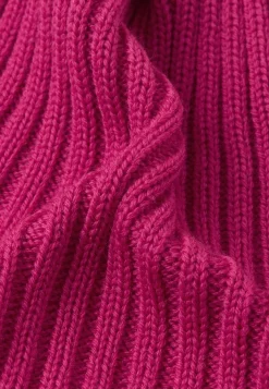 Reima Myssytys Hue, Rosy Berry