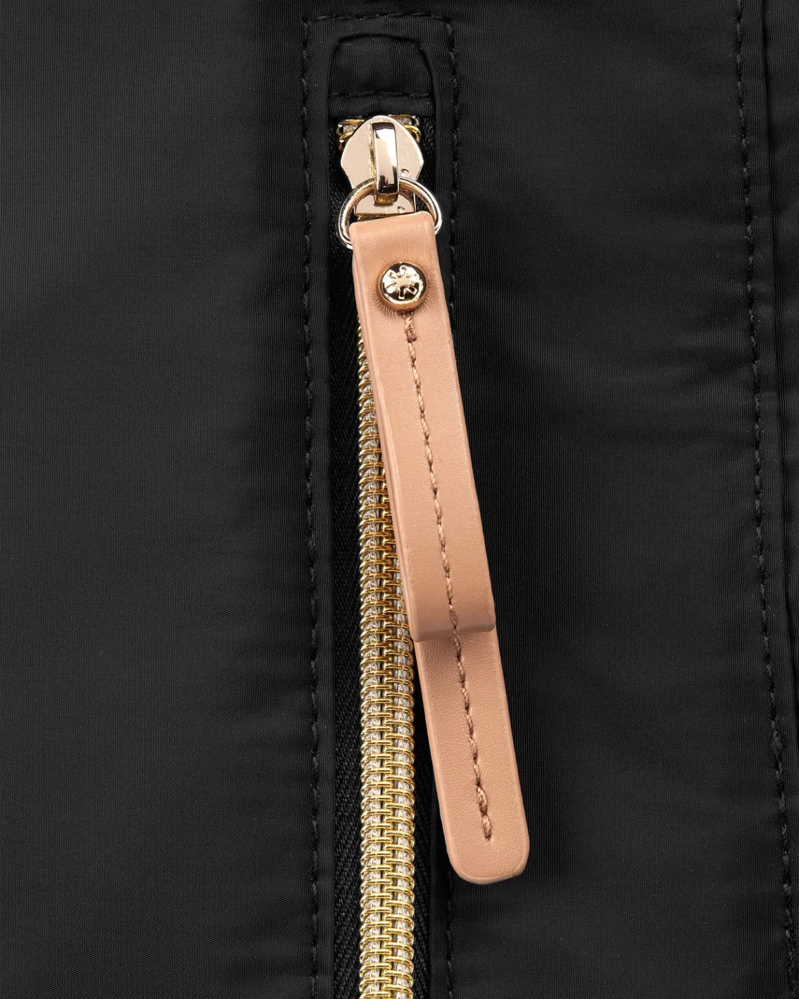 Skip Hop Suite Rygsæk, Sort