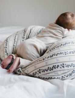 That's Mine Moon Ammepude, Bell Flower