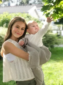 Vinter & Bloom Feather Tæppe/ Stofble i Musselin EKO, Pebble Greige